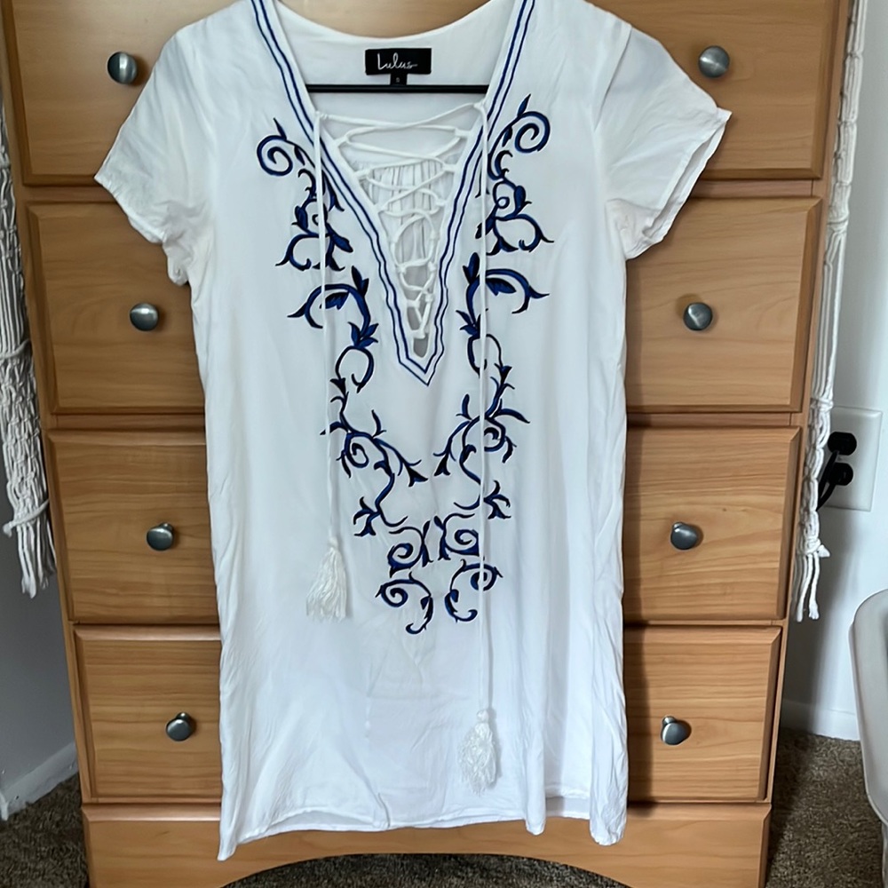 White blue embroidered dress
